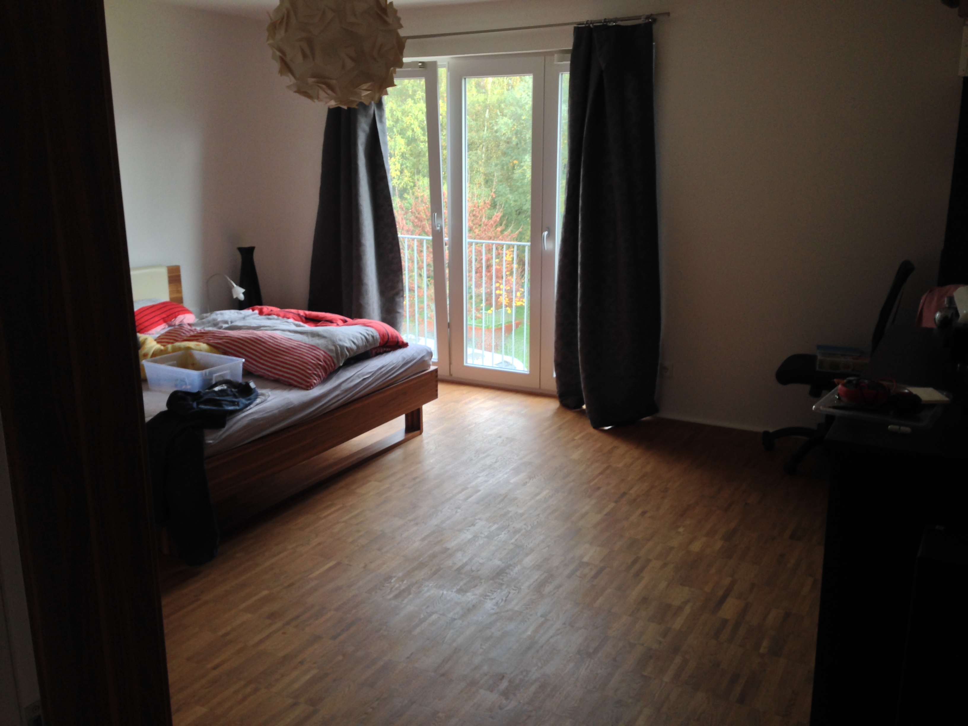/schnipsel/201310-oct-2013/13-alle-freuen-sich-wenn-die-kinder-aus-dem-schlafzimmer-sind-und-was-machen-wir-nur-mit-all-dem-platz/0Foto 2.JPG